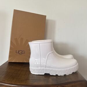UGG Australia White Platform Rain Boots Women 8 Waterproof Chunky Lug Sole